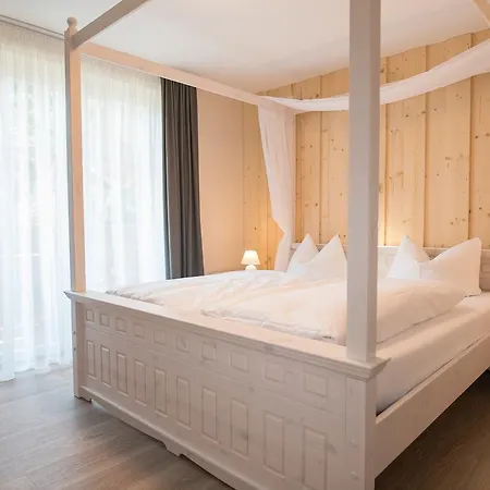 Alpenhotel Dahoam * Schleching